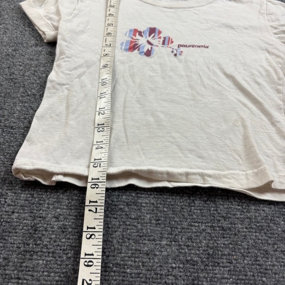 PATAGONIA Girls White Short Sleeve T-shirt Hibiscus Logo size: Medium - Picture 6 of 6